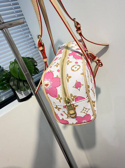 LV
sɪᴢᴇ : 31 cm

70 dhs🪙🌺

Zain31
♥️♥️♥️