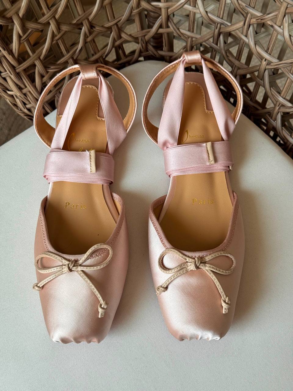 Christian LOUBOTIN
✨ new Collection
👠 36–41
💎 Premium Quality
🔥 Super Master
450 dhs🇦🇪🇦🇪

Zain198
♥️♥️♥️