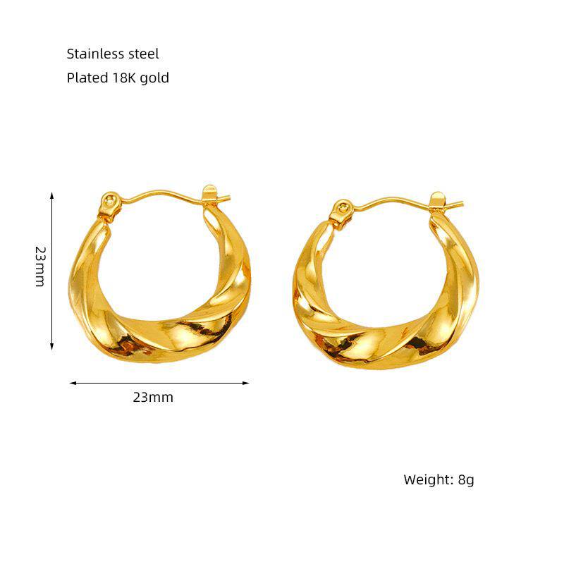 New arrival 
Stainless steel with 18k gold plated earrings 
Non tarnish 
20 dhs🪙🌨️

Zain242
♥️♥️♥️