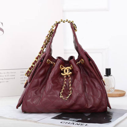 Chanel

High quality

With box
 110 dhs🇦🇪🇦🇪🇦🇪

Zain50
♥️♥️♥️
