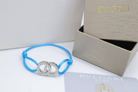 Bvlgari 

60 dhs✅

With Box
🎁🎁🎁

Zain33
♥️♥️♥️