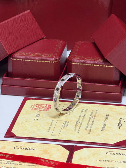 Cartier Love bangle’s , specifically a diamond-paved model*
 Latest Collection  😍
<Bangle’s
Colour:- Rose Gold and Silver
For Price 👇 WTSP Text Zain 0568585901

Zain268
♥️♥️♥️