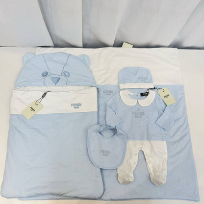 Kids set

250 dhs

Zain151
♥️♥️♥️