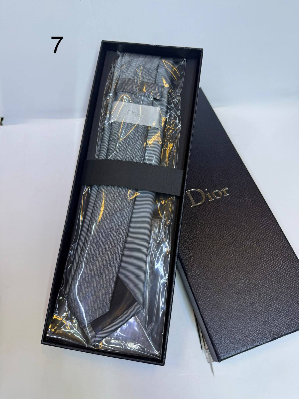 Hermes
Gucci
LV
Dior

Withbox

75 dhs🇦🇪🇦🇪

Zain93
♥️♥️♥️