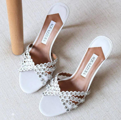 *☘️ AQUAZZURA ☘️*
Aquazzura
260 dhs💓
*SIZE  36   TO   41*

Zain244
♥️♥️♥️