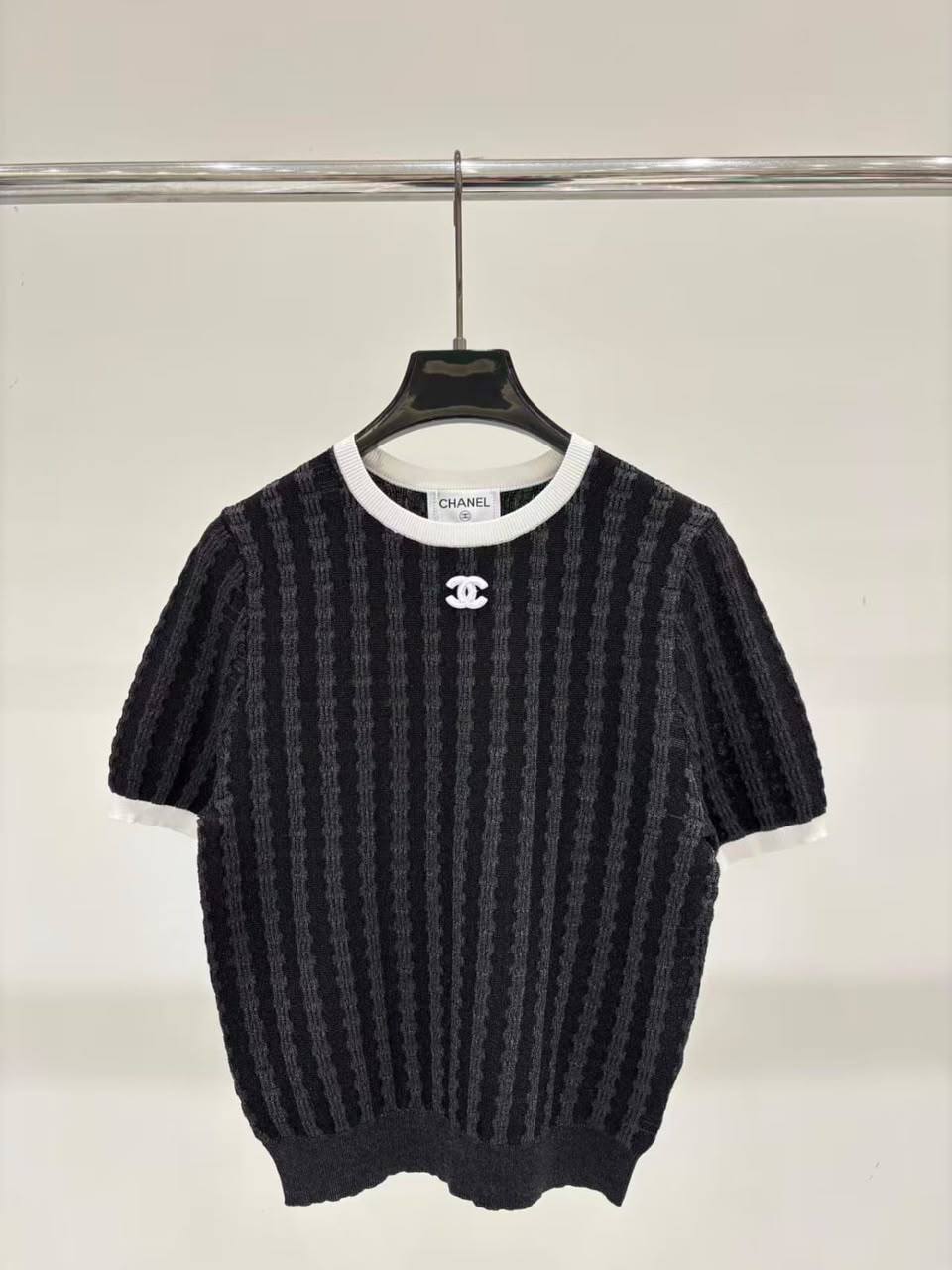 *New collections*                                                
CAHNEL
*Super Master quality*
*Sizes: S M L* 
380 dhs🇦🇪🇦🇪

Zain308
♥️♥️♥️