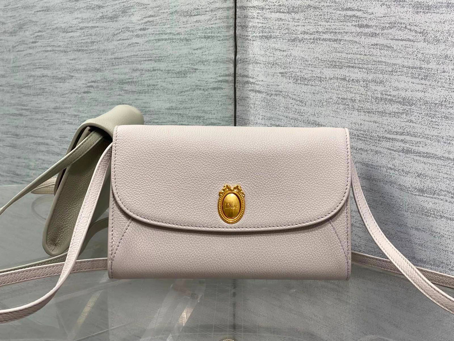 DIOR NEW COLLECTION 💕💕✨
Super master quality 🔥🔥
Available ✨💕💕
With full packing 📦🎀
For Price 👇 WhatsApp✅
0568585901 
0507557372
0552275751 Owner Zain 👌

Zain252
♥️♥️♥️