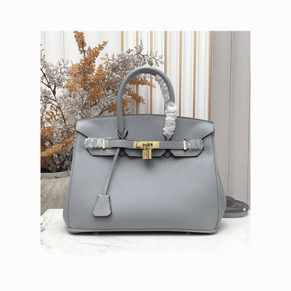 HERMES BIRKIN 
30CM NEW CAME 

GOOD QUALITY 

115 dhs🪙🖤
30CM

Zain39
♥️♥️♥️