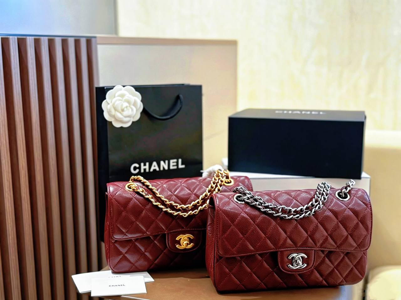CHANEL
Master🌺🌺🌺
WITH DOUBLE BOX 
240 dhs💓
(Caviar)

Zain39
♥️♥️♥️