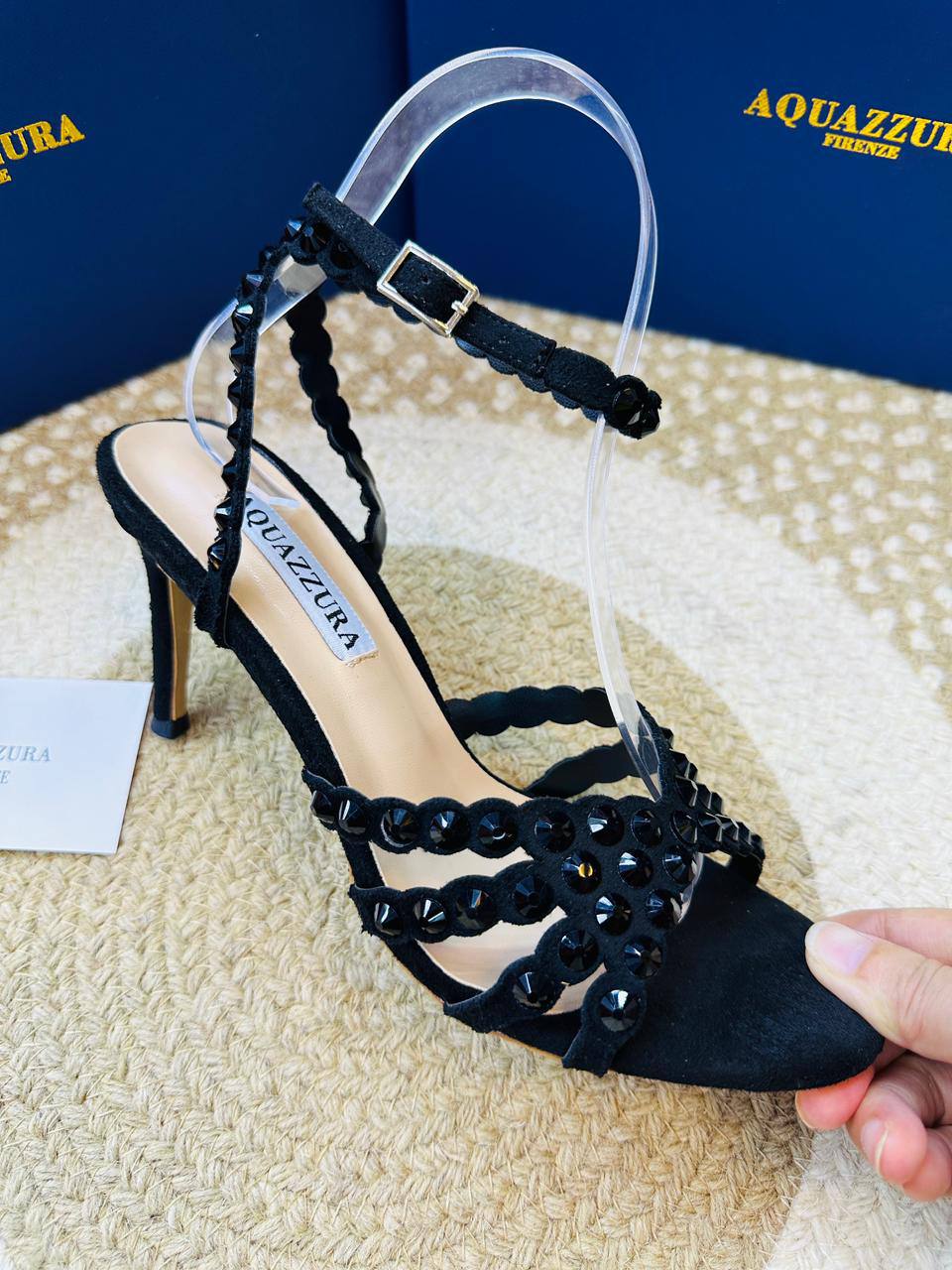AQUAZZURA
High quality
Size 36 ~~42
120 dhs🪙

Zain57
♥️♥️♥️