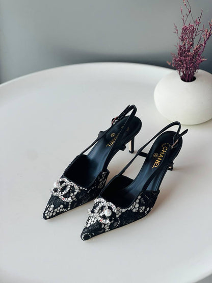 CHANEL🌹
36_41
Super high quality* 
500 dhs🪙🖤

Zain176
♥️♥️♥️