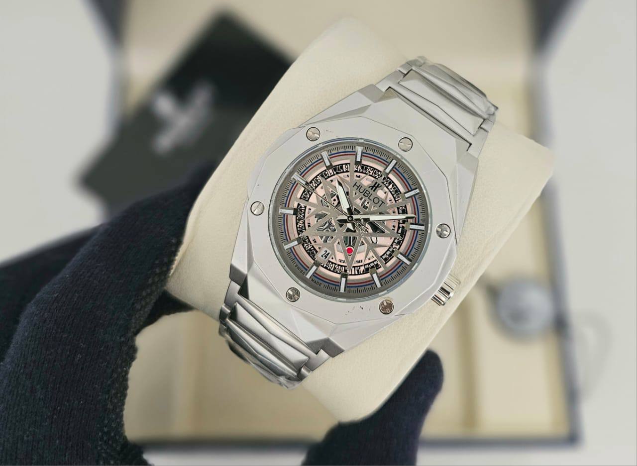 Hublot Men
65 dhs🪙

Zain29
♥️♥️♥️