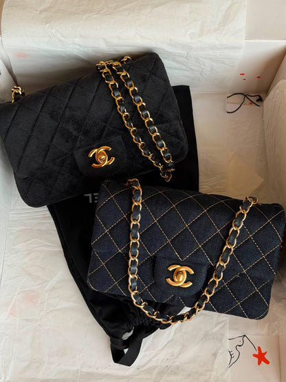 Chanel
𝐅𝐥𝐚𝐩 𝐁𝐚𝐠 
𝟐𝟎𝐜𝐦 

For Price 👇 WhatsApp✅
0568585901 
0507557372
0552275751 Owner Zain 👌

ZainETAG 4
♥️♥️♥️