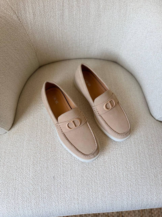 Dior Granville Loafer
*VIP quality*
*size: 40 t0 46*
450 dhs✅

Zain185
♥️♥️♥️