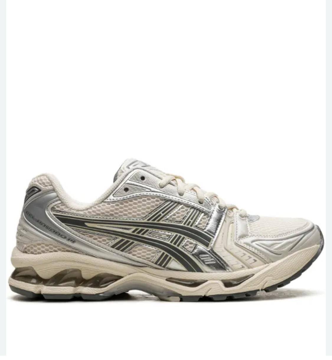 NEW❣️
Size 40-45⚡️ 
150 dhs❣️

Zain183
♥️♥️♥️