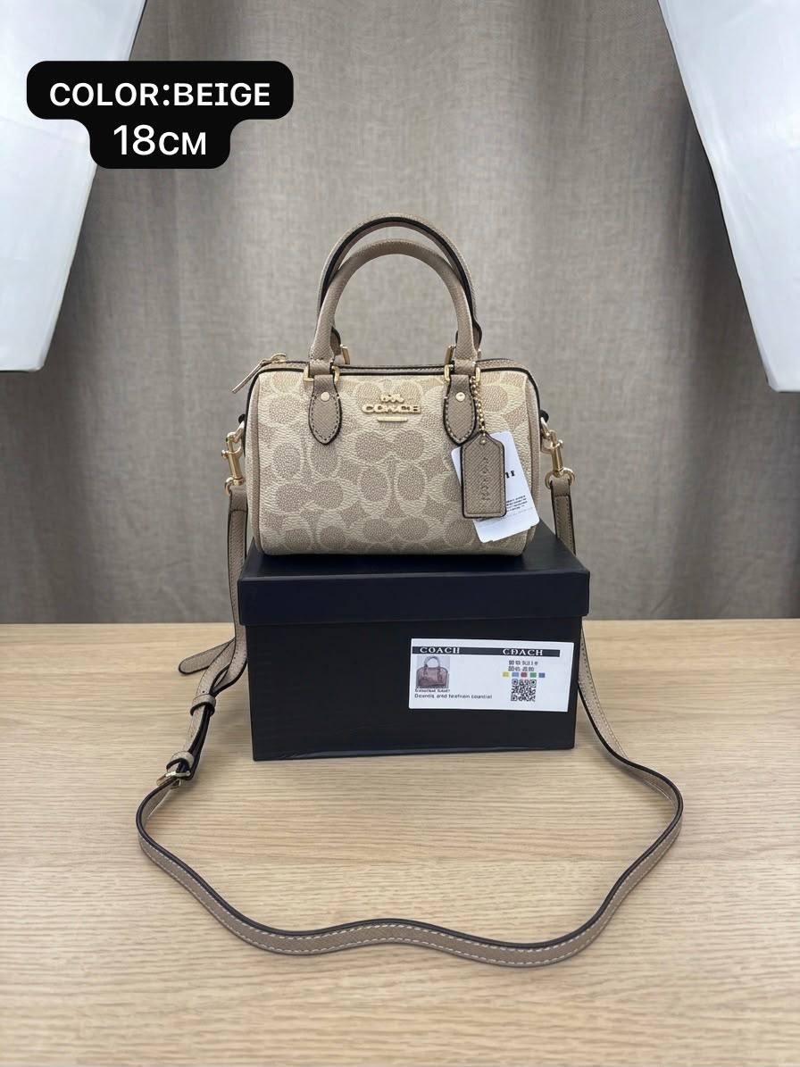 Coach ʀᴏᴡᴀɴ
ᴄʀᴏssʙᴏᴅʏ ʙᴀɢ
ᴡɪᴛʜ ʙᴏx
ʟᴇϙᴛʜᴇʀ
sɪᴢᴇ:𝟏𝟖ᴄᴍ
95 dhs✅

Zain56
♥️♥️♥️