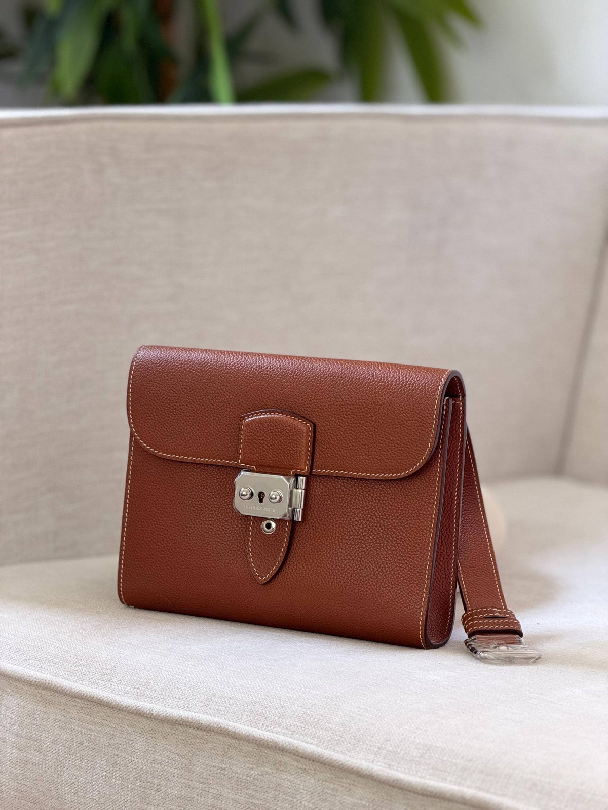 NEW COLLECTION

BRAND- HERMES 
CROSS BODY 
SUPER MASTER QUALITY 
WITH PAPER BAG🎁

For Price 👇 WhatsApp✅
0568585901 
0507557372
0552275751 Owner Zain 👌

Zain267
♥️♥️♥️