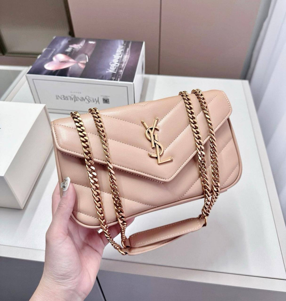 YSL 

NEW CAME 

GOOD QUALITY

 WITH BOX 
90 dhs🇦🇪🇦🇪

Zain17
Zain295
♥️♥️♥️