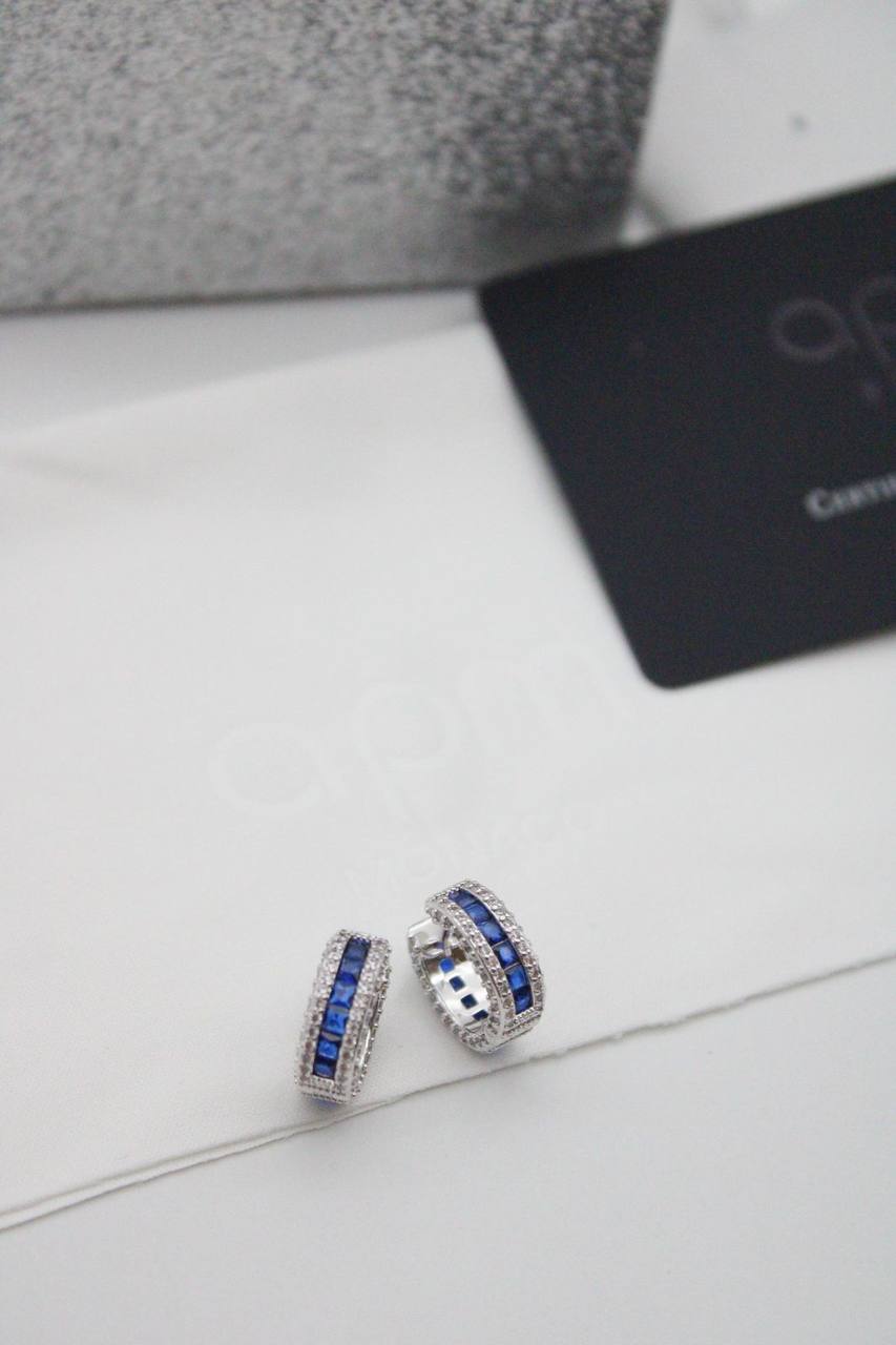 Apm earring

75 dhs 

Zain122
♥️♥️♥️