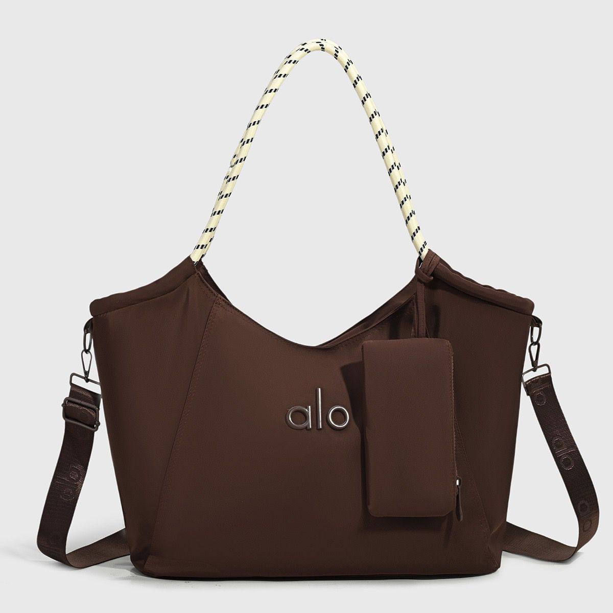 ALO Tote Hobo Bag
sʜᴏᴜʟᴅᴇʀ ᴄʀᴏssʙᴏᴅʏ
ᴢɪᴘᴘᴇʀ ᴛʏᴘᴇ
ғᴀʙʀɪᴄ ᴍᴀᴛᴇʀɪᴀʟ
ᴡɪᴛʜ ᴛʀɪᴍ ʟᴏɴɢ sᴛʀᴀᴘ
WITH WRISLET ZIP
sɪᴢᴇ : 50 cm

75 dhs✅

Zain31
♥️♥️♥️