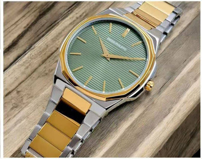 PATEK PHILIPPE SLIM MEN
*GOOD QUALITY*
*WEIGHT LESS CHAIN*
120 dhs💓
*BATTERY*

Zain29
♥️♥️♥️