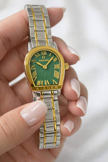 Aigner 
watch for ladies good quality 
260 dhs🇦🇪

Zain59
♥️♥️♥️