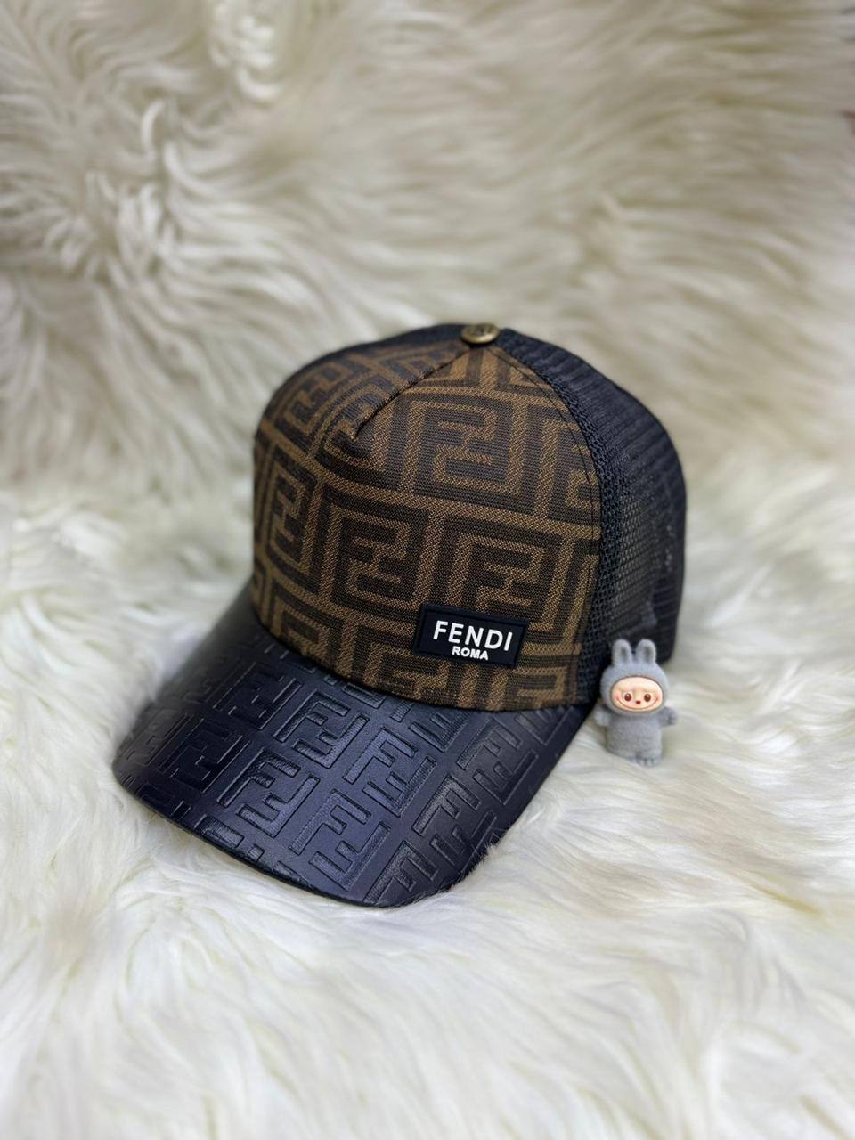 🧢 Brand Cap
1️⃣ First  Quality 
Size：56 ~ 60 cm
45 dhs💓

Zain115
♥️♥️♥️