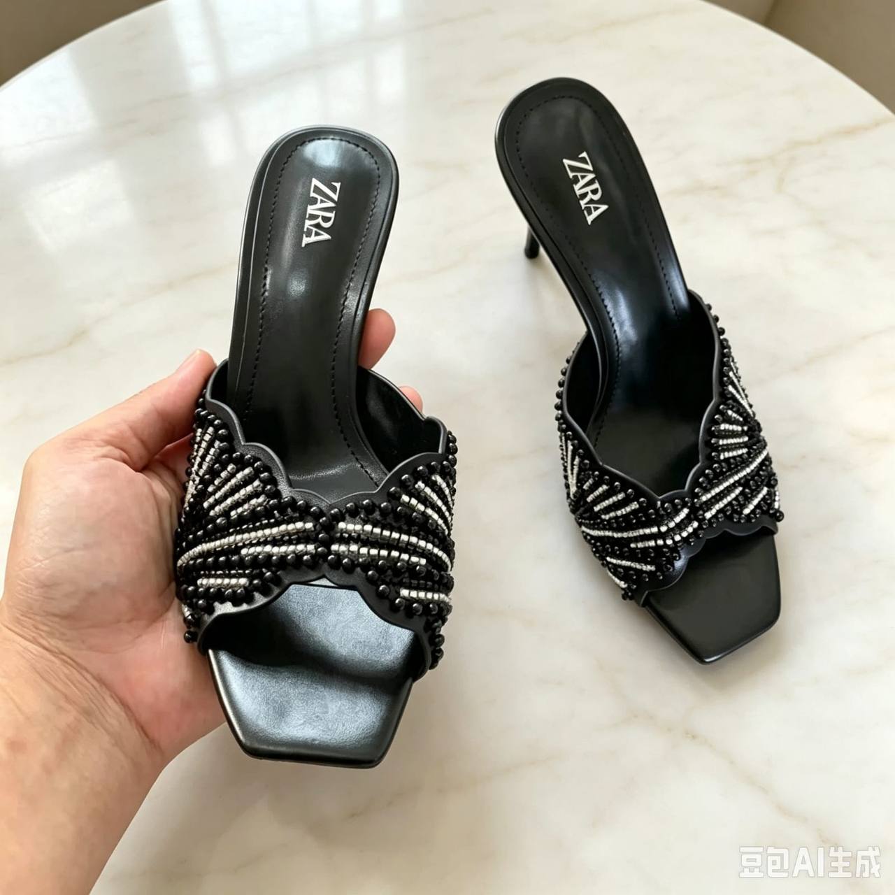 ZARA
size 36-41
100 dhs🇦🇪🇦🇪
Please ask for real Video 👌👌

Zain40
♥️♥️♥️