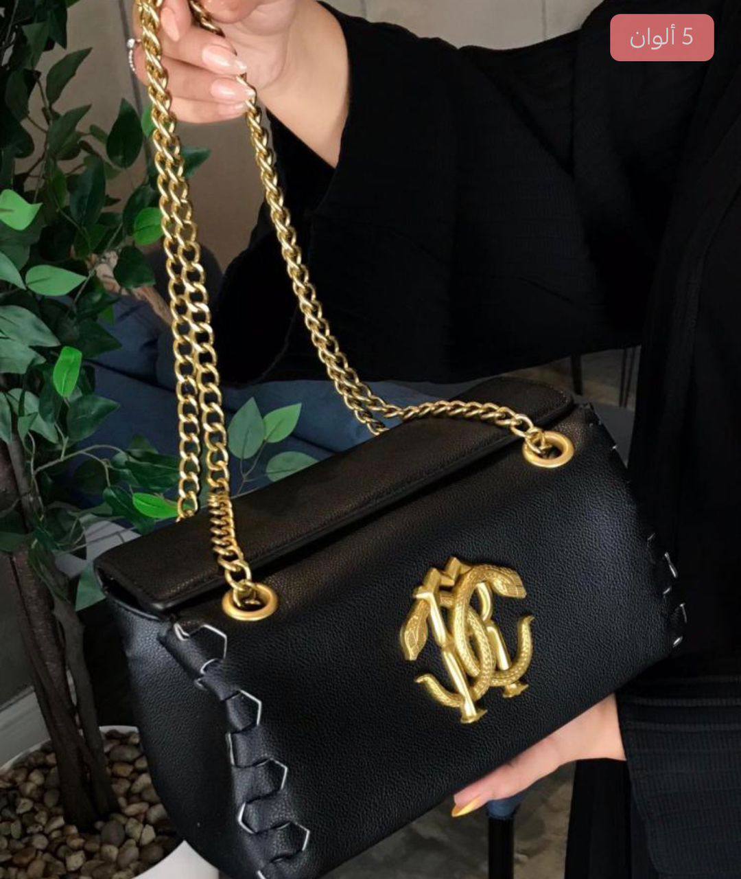Aigner
110 dhs🪙🌨️
SIZE：20×13×10CM

Good quality

 with box
🎁🎁🎁

Zain35
♥️♥️♥️