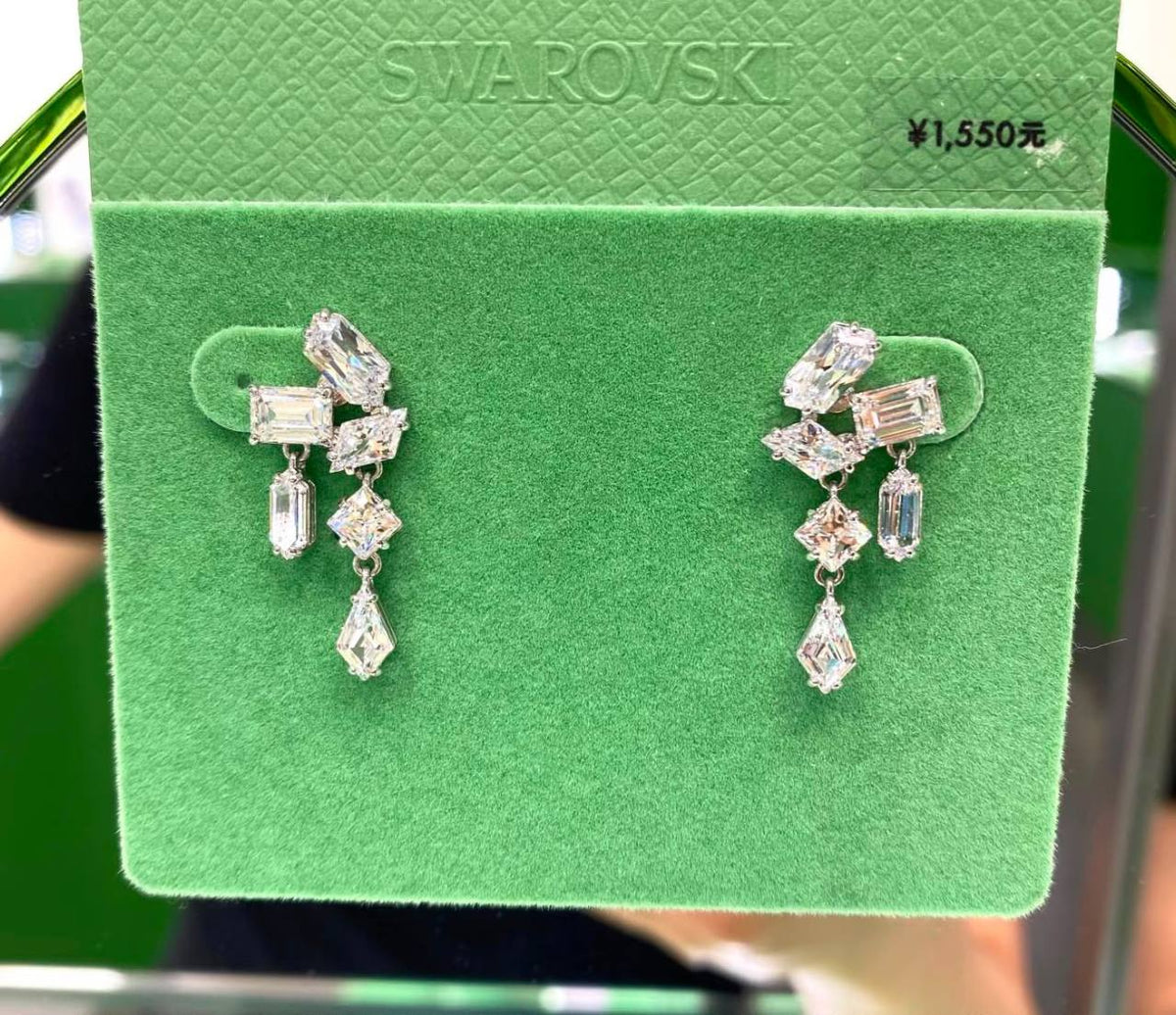 Swarovski
Earrings

Master quality

70 dhs🇦🇪🇦🇪
normal box 📦

Zain48
♥️♥️♥️
