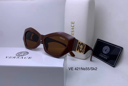 Versace
70 dhs🇦🇪🇦🇪

Zain126
♥️♥️♥️