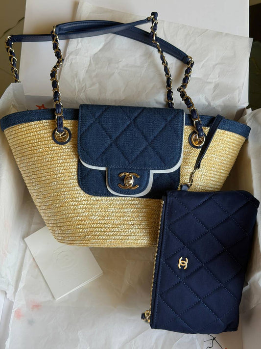 CHANEL
𝐑𝐚𝐟𝐟𝐢𝐚 𝐚𝐧𝐝 𝐃𝐞𝐧𝐢𝐦 𝐭𝐨𝐭𝐞 𝐛𝐚𝐠 
1650 dhs✅
1750 dhs✅

ETAG4
♥️♥️♥️
