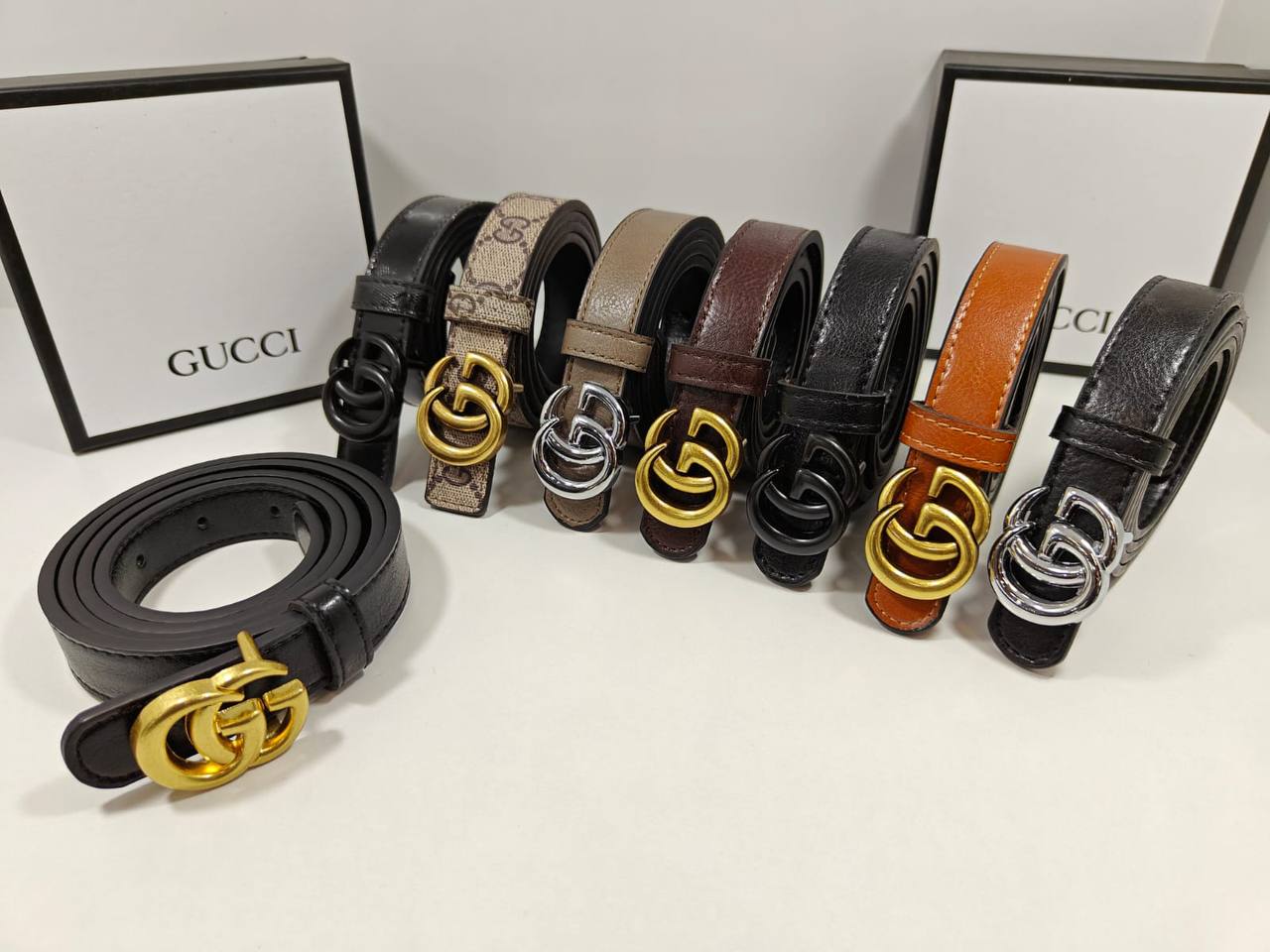 Belts
with box
45 dhs✅

Zain235
♥️♥️♥️