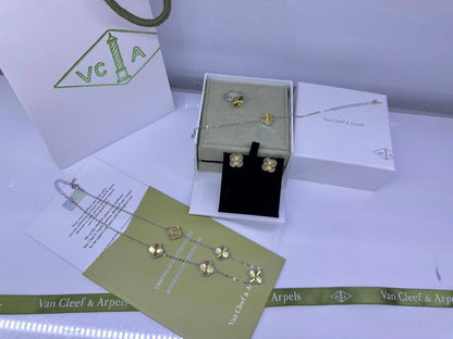 VCA
*3 in 1 full set*
Stainless set 
55 dhs🌺

Zain263
♥️♥️♥️