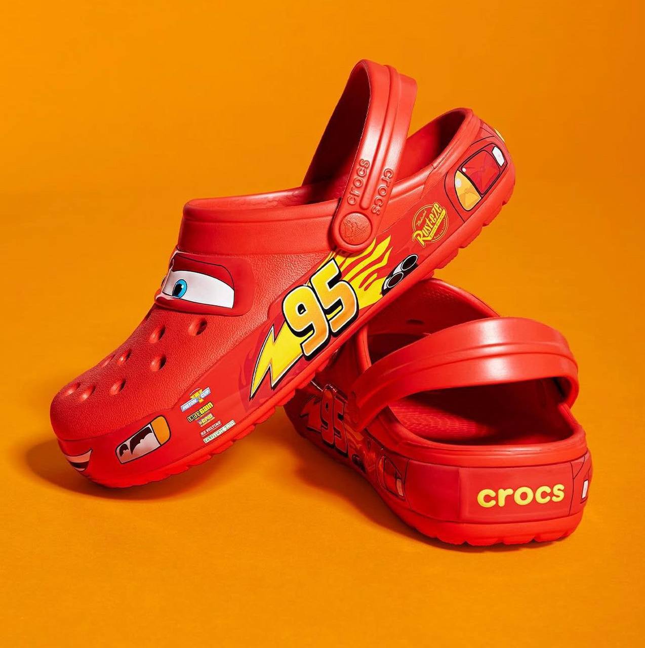 Crocs Classic Lightning McQueen' clog ‘Red’ 🎈
NEW ARRIVALS 🤩
36-45 AVAILABLE 
120 dhs🪙💕

Zain242
♥️♥️♥️
