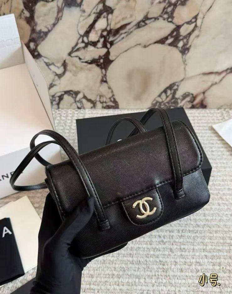 CHANEL
Mini Preppy Coco Should Bag
Master quality
17cm 

with double box🎁
250 dhs✅

Zain95
♥️♥️♥️