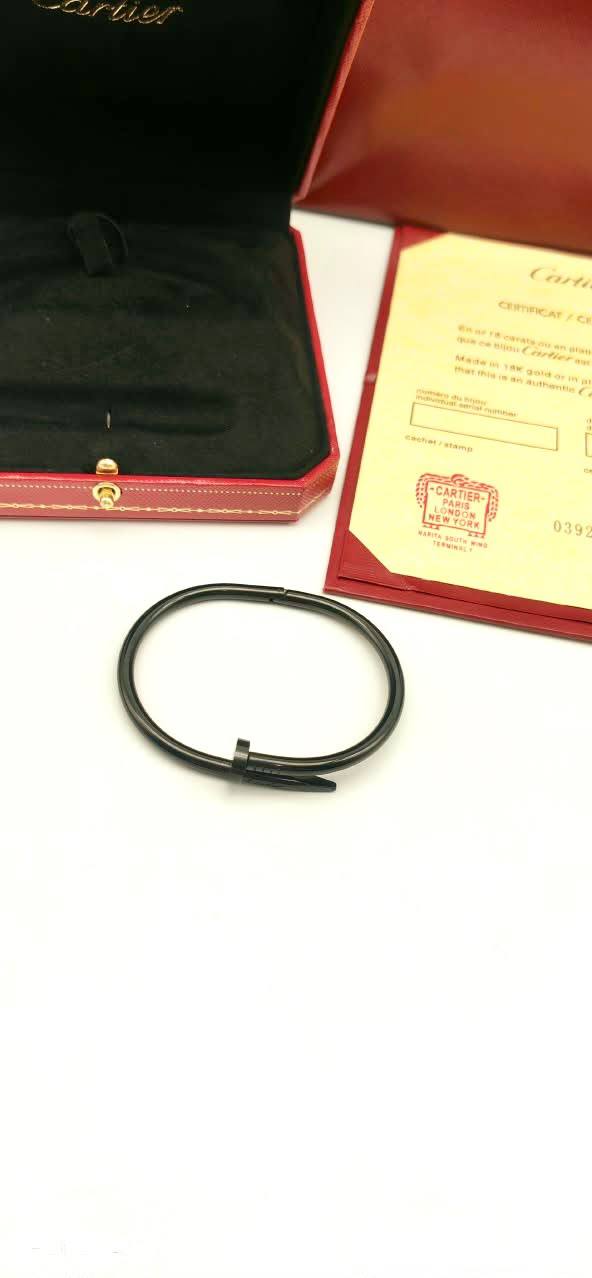 Cartier

60 dhs🇦🇪🇦🇪

Zain122
♥️♥️♥️