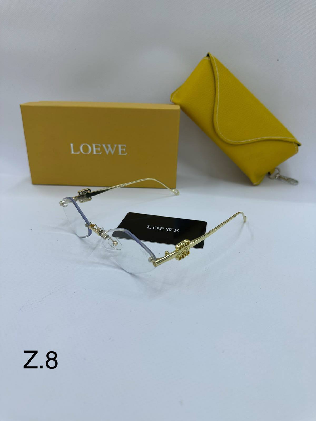 Sunglasses
A+ Quality 
Available more designs 

45 dhs🇦🇪 same box 📦

Zain48
♥️♥️♥️