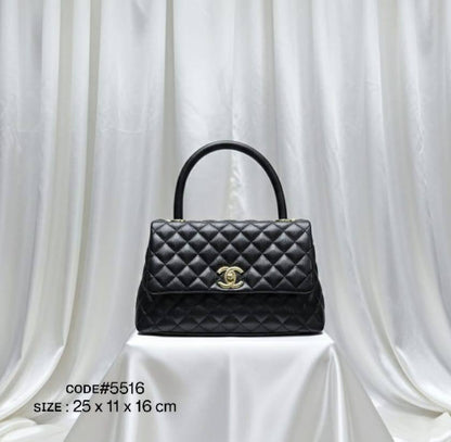 CHANEL  COCO
ᴛᴏᴘ ʜᴀɴᴅʟᴇ ʙᴀɢ
ᴄᴀᴠɪᴀʀ ʟᴇᴀᴛʜᴇʀ ᴍᴀᴛᴇʀɪᴀʟ
ɢᴏʟᴅ ᴄʜᴀɪɴ ʟᴇᴀᴛʜᴇʀ sᴛʀᴀᴘ
sɪᴢᴇ: 25 cm
ᴡɪᴛʜ BOX
🎁🎁🎁

85 dhs🪙💕

Zain31
♥️♥️♥️