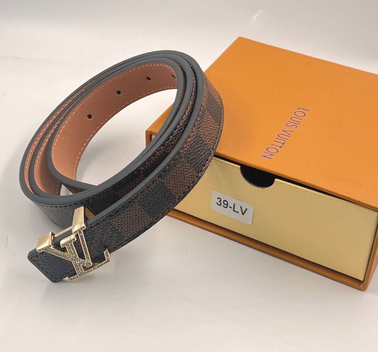 Belts
65 dhs✅

with box
🎁🎁🎁

Zain182
♥️♥️♥️