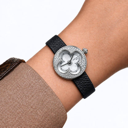 LV
watch for ladies 

with stone 
good quality 
( size 26mm)!

400 dhs🇦🇪🇦🇪

Zain59
♥️♥️♥️
