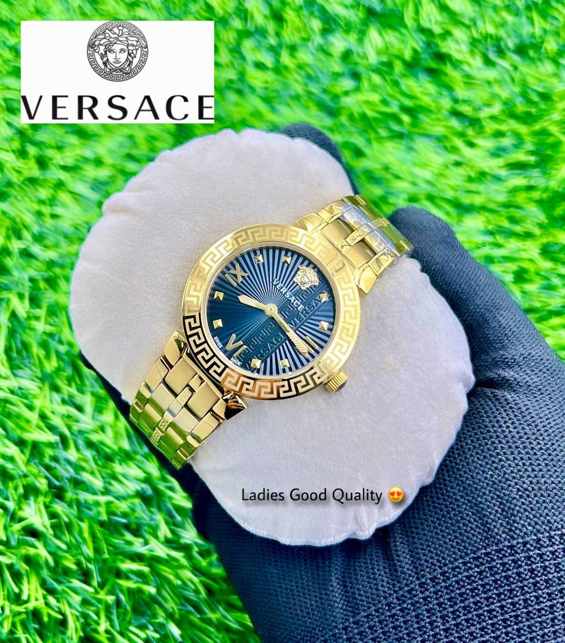 Versace Ladies
*Good quality*
280 dhs✅

Zain29
♥️♥️♥️