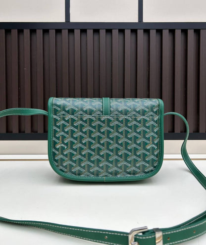GOYARD 

SLING BAG NEW CAME 
UNISEX HIGH QUALITY 

WITH BOX 
🎁🎁🎁

110 dhs💓

Zain39
♥️♥️♥️