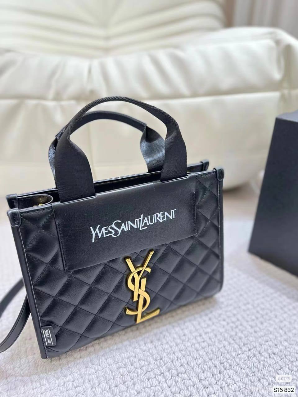 YSL Master
280 dhs🪙🌺

Zain10
♥️♥️♥️