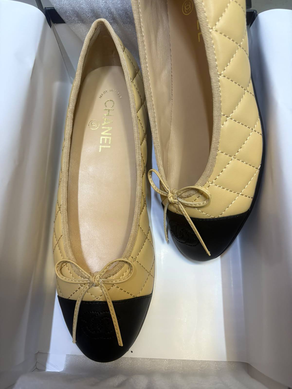 Chanel

36-41，

130 dhs🇦🇪🇦🇪

Zain145
♥️♥️♥️