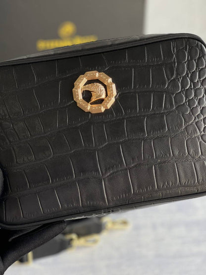 STEFANO RICCI
*New collection* 
*Massenger bag* 
*Master quality*
600 dhs🪙🖤

Zain179
♥️♥️♥️