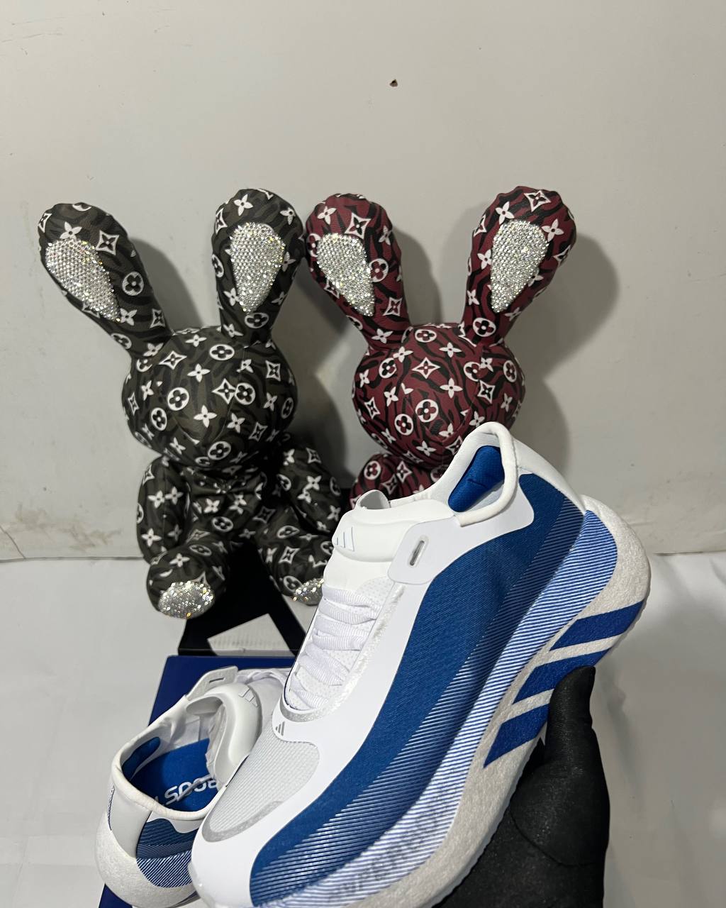 Adidas HYPERBOOST EDGE running white and red 
NEW ARRIVALS 🤩
36-45 AVAILABLE 😇
220 dhs🇦🇪🇦🇪

Zain242
♥️♥️♥️