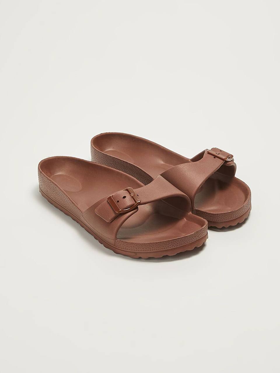 Birkenstock
Size 36 TO 41
95 dhs✅

Zain183
♥️♥️♥️