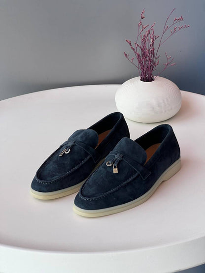 Loro Piana 🧶
Size 36-41
_Super master high quality_🪡
450 dhs✅

Zain176
♥️♥️♥️