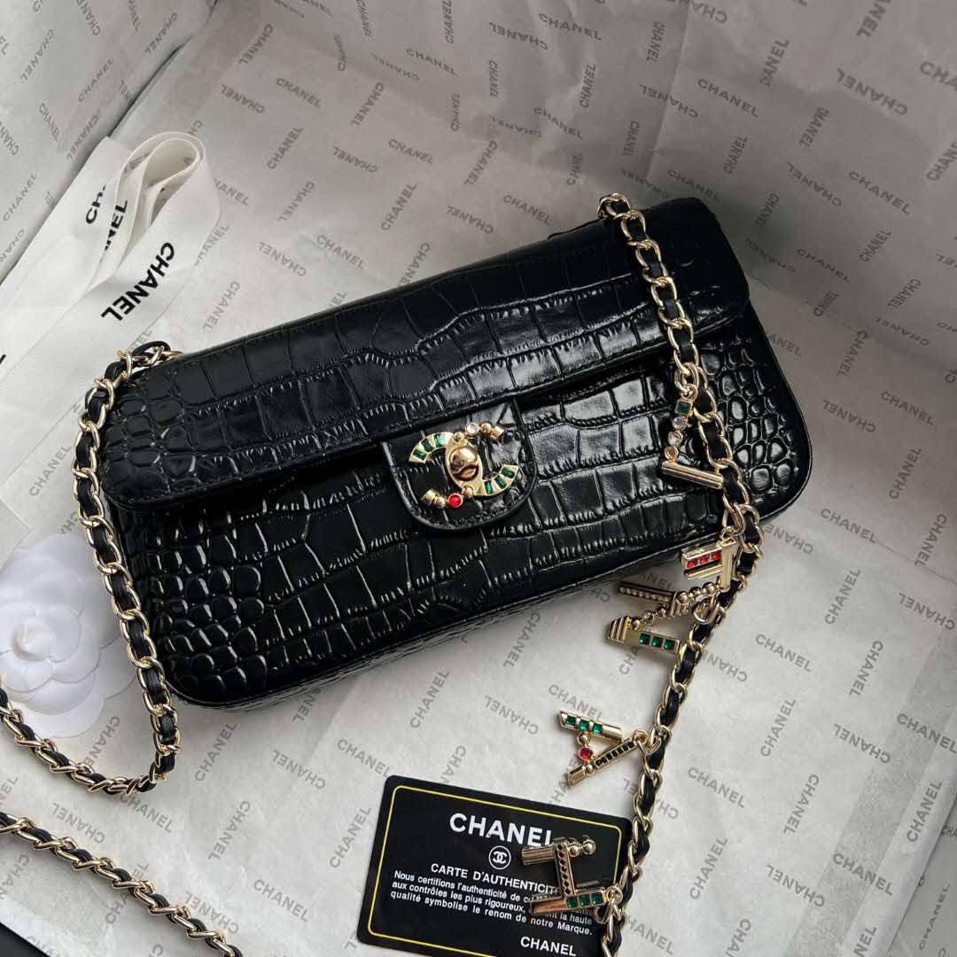 Chanel
Master❣️❣️
22cm🫶🏼🫶🏼 
310 dhs🇦🇪🇦🇪

Zain297
♥️♥️♥️